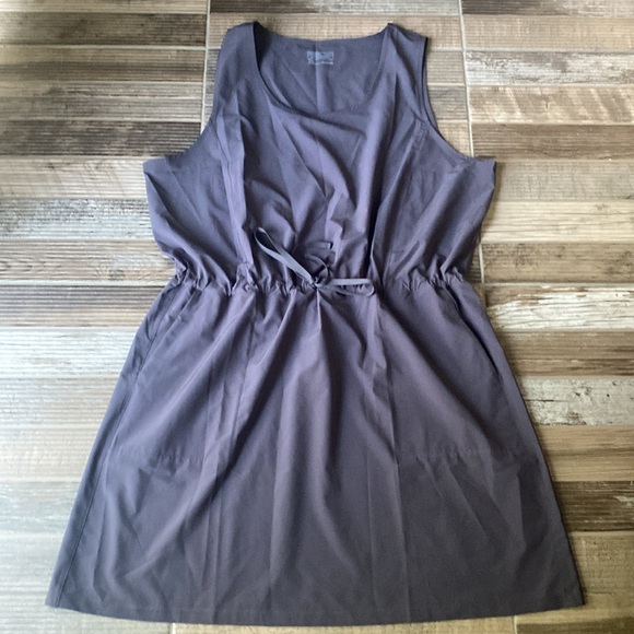 Patagonia Women's Fleetwith Dress - Picture 3 of 4